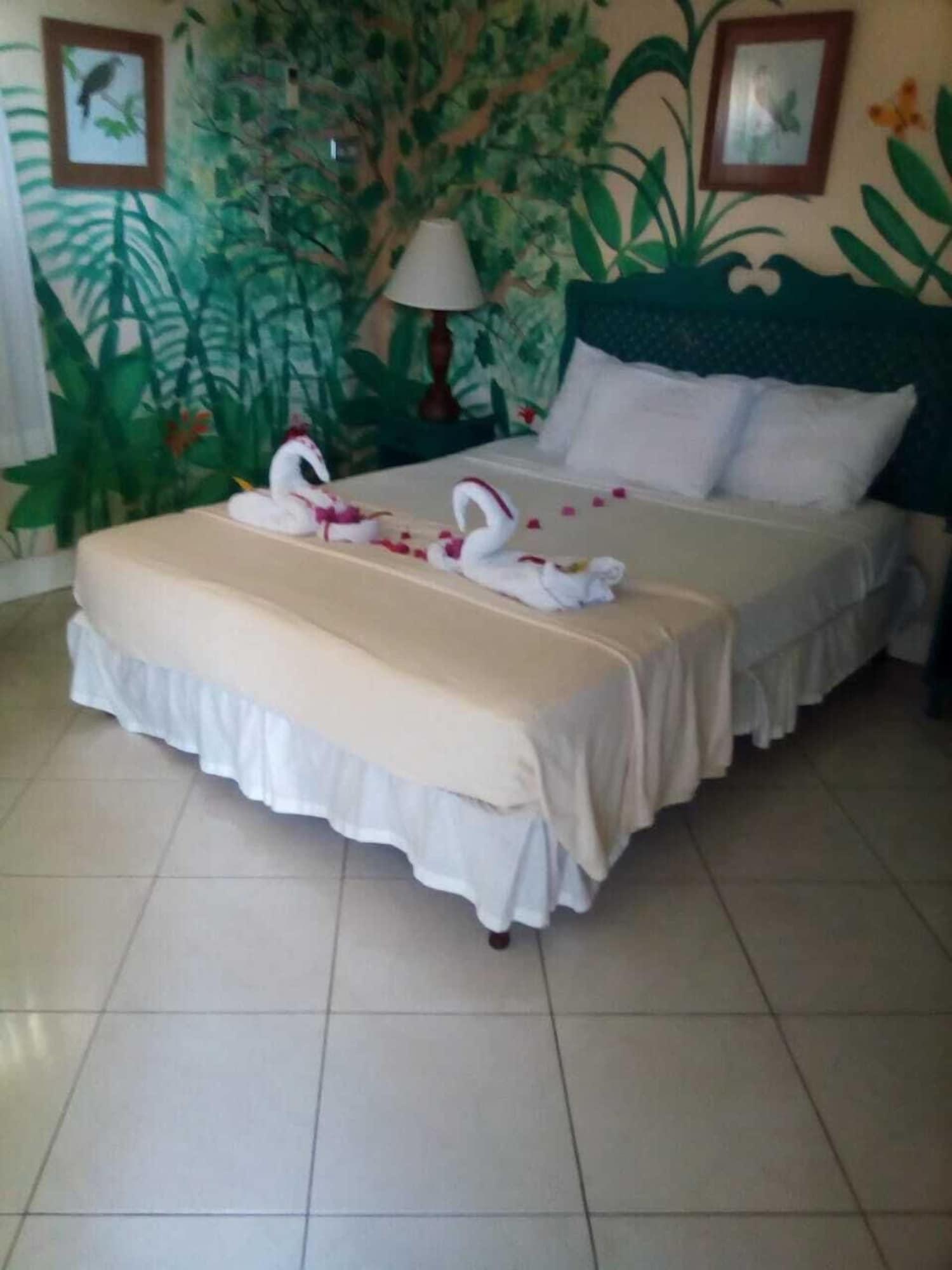 Bar-B-Barn Beach Hotel Negril Exterior photo